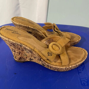 Born‎ drilles - espadrille wedges size 6 - tan